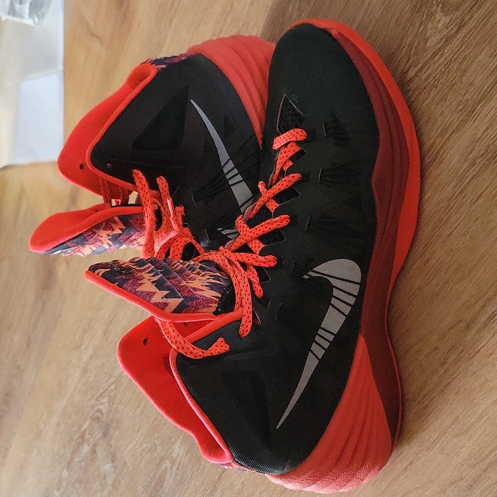 Nike Hyperdunk 2013 TB Sneaker Mens Size 10.5
